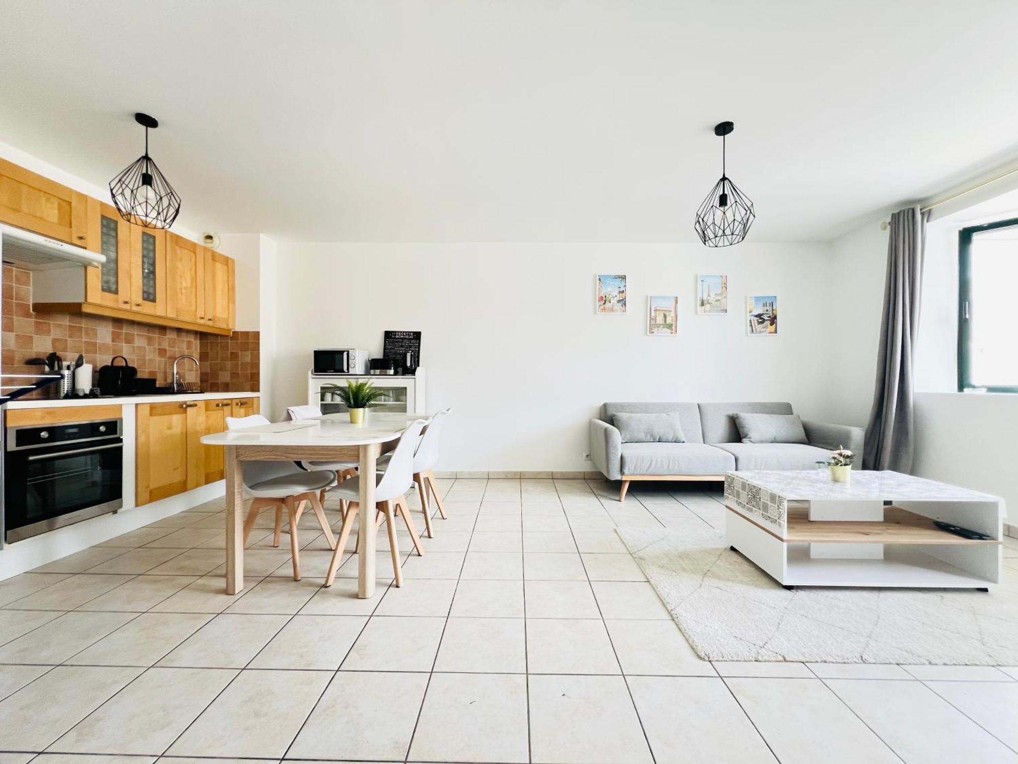 Appartement Coquelicot 25Km Paris Et Disney Понто-Комбо Экстерьер фото